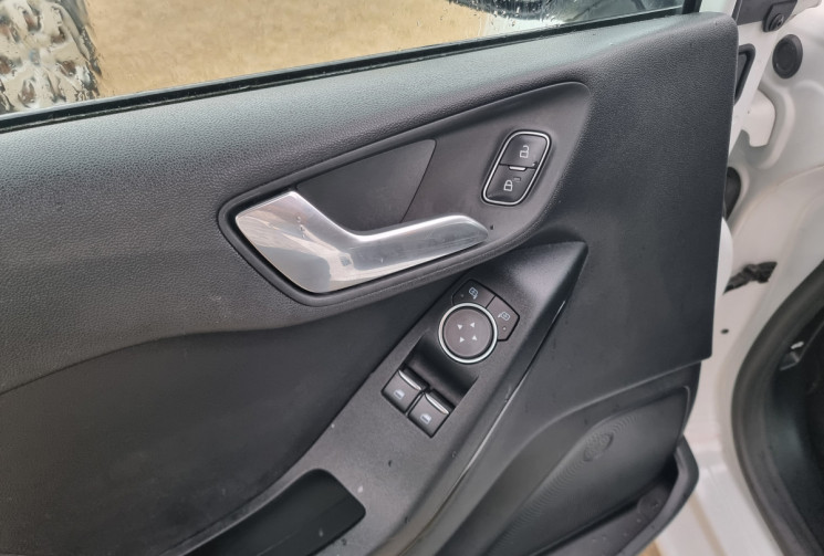 Ford Fiesta 1.1 70CH ESSENTIAL 3P Ford Fiesta 1.1 70CH ESSENTIAL 3P