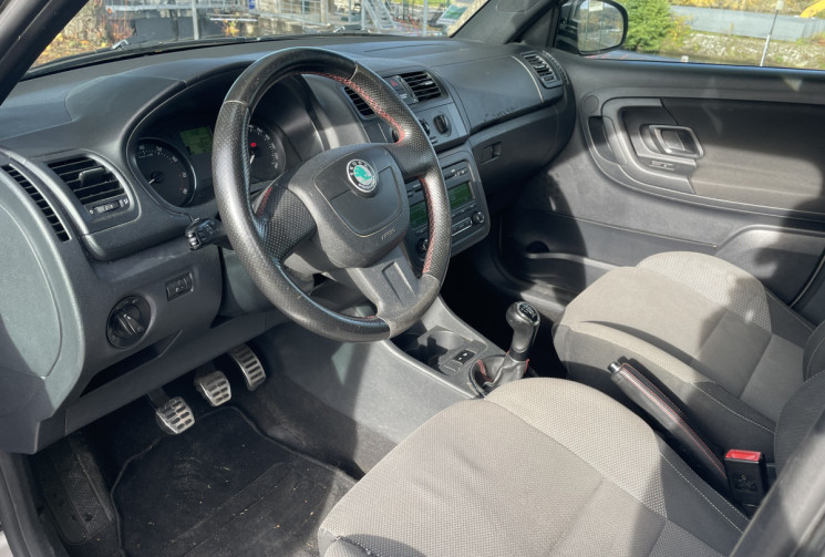 Skoda Fabia  1.2 TSi PHASE 2 MONTE CARLO 85 / FAIBLE KILOMETRAGE