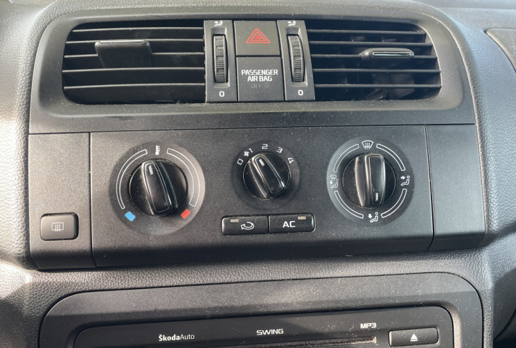 Skoda Fabia  1.2 TSi PHASE 2 MONTE CARLO 85 / FAIBLE KILOMETRAGE