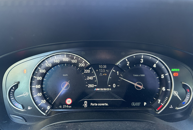 BMW Série 5 (G30 Ph.1) M550i xDrive 4.4 i V8 462 Steptronic8 * Harman Kardon * Entretien Full BMW 