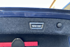 BMW Série 5 (G30 Ph.1) M550i xDrive 4.4 i V8 462 Steptronic8 * Harman Kardon * Entretien Full BMW 