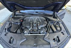 BMW Série 5 (G30 Ph.1) M550i xDrive 4.4 i V8 462 Steptronic8 * Harman Kardon * Entretien Full BMW 