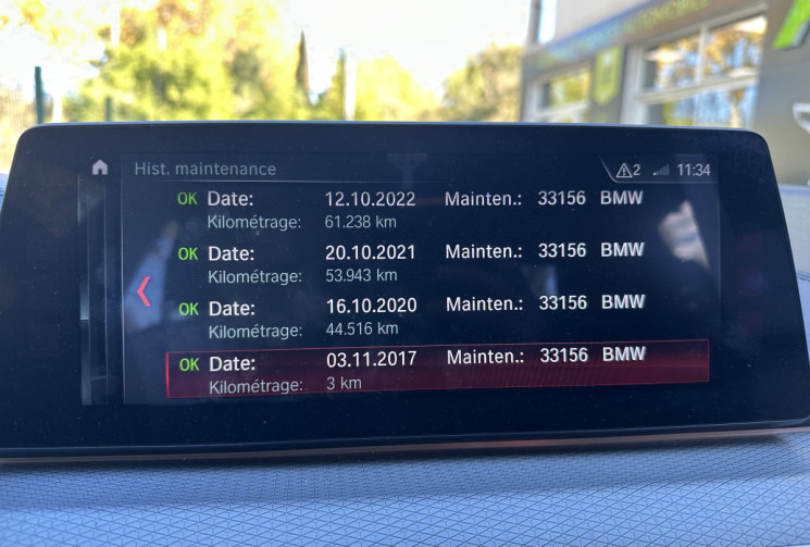 BMW Série 5 (G30 Ph.1) M550i xDrive 4.4 i V8 462 Steptronic8 * Harman Kardon * Entretien Full BMW 