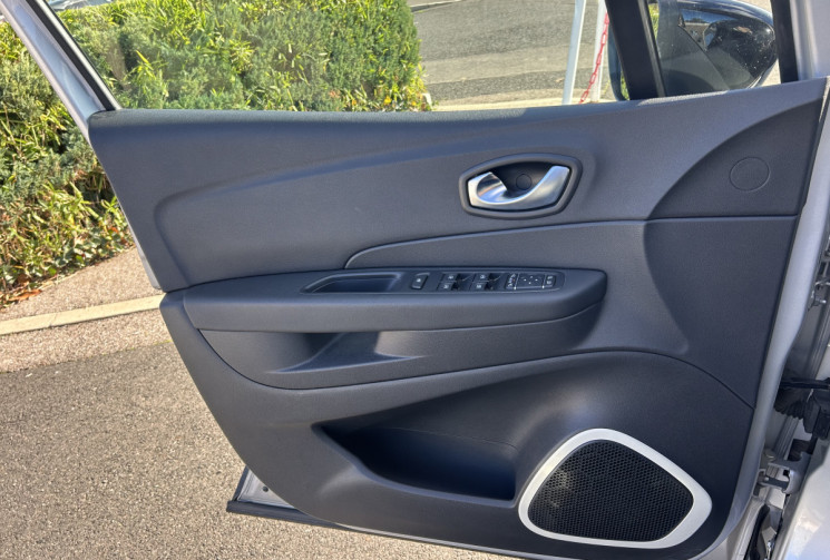 Renault Captur Business 0.9 TCe 90 cv 1er Main (Suivi Renault)