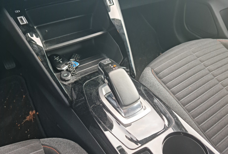 Peugeot 208 ACTIVE 100KW 136 CH