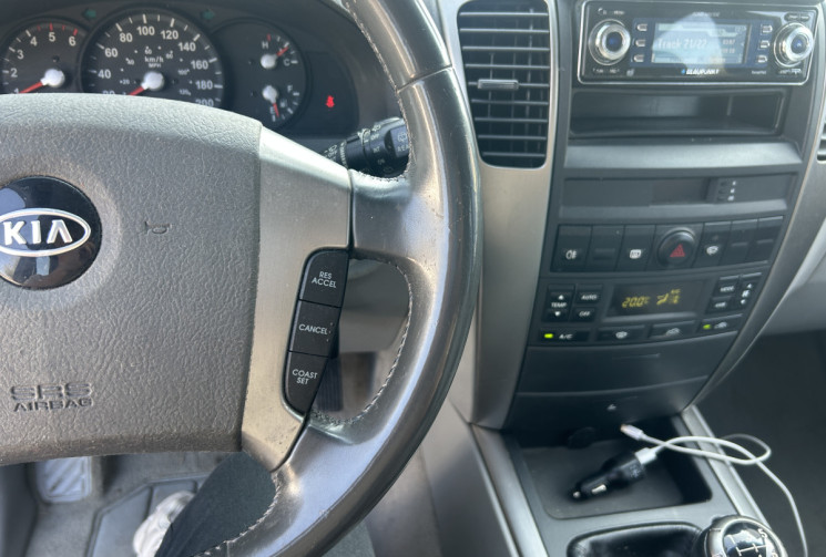 Kia SORENTO 2.5 CRDI 140 Ch URBAN RIDER 5 places