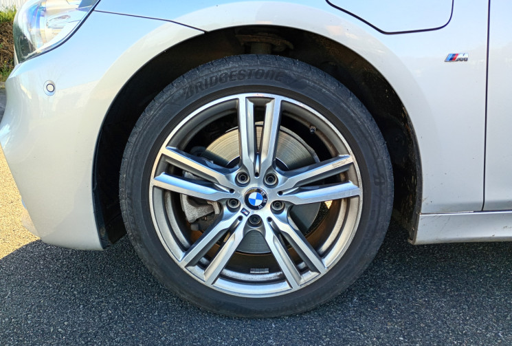 BMW Série 2 (F45) Active Tourer 225xe Pack M Sport / Toit ouvrant / Entretiens BMW