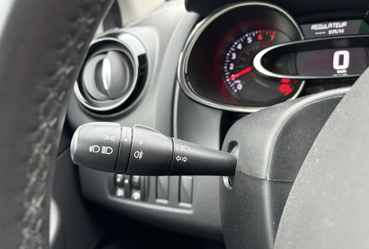 Renault Clio 0.9 TCe 90 ch Limited 5p