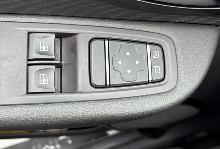 Renault Clio 0.9 TCe 90 ch Limited 5p