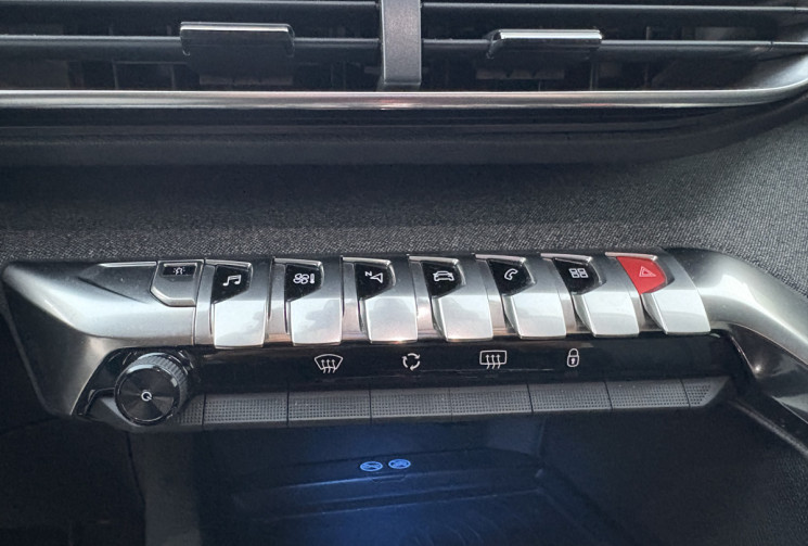 Peugeot 3008 HDI 130 ALLURE EAT8