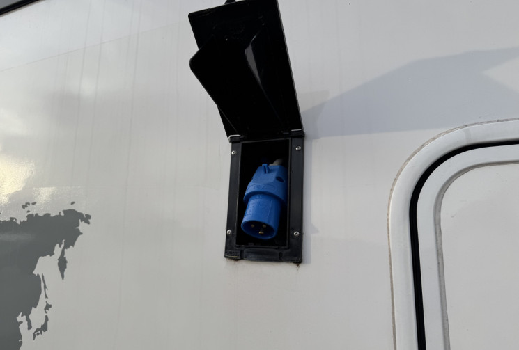 MAN TGE 3180 4x4 3.5t Standard 2.0 BiTurbo 177ch boite auto / CELLULE MODULIDEA / PANNEAU SOLAIRE 