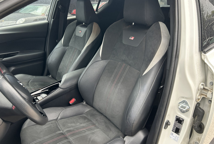 Toyota C-HR (2) 1.8 HYBRIDE 122 GR SPORT * ENTRETIEN TOYOTA * CAMERA * FEUX LED