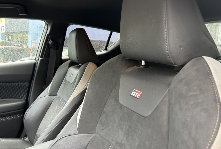 Toyota C-HR (2) 1.8 HYBRIDE 122 GR SPORT * ENTRETIEN TOYOTA * CAMERA * FEUX LED