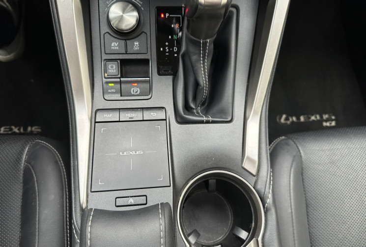 Lexus NX 300h 2.5 VVT-i 197CV HYBRID AWD E-CVT  LUXE