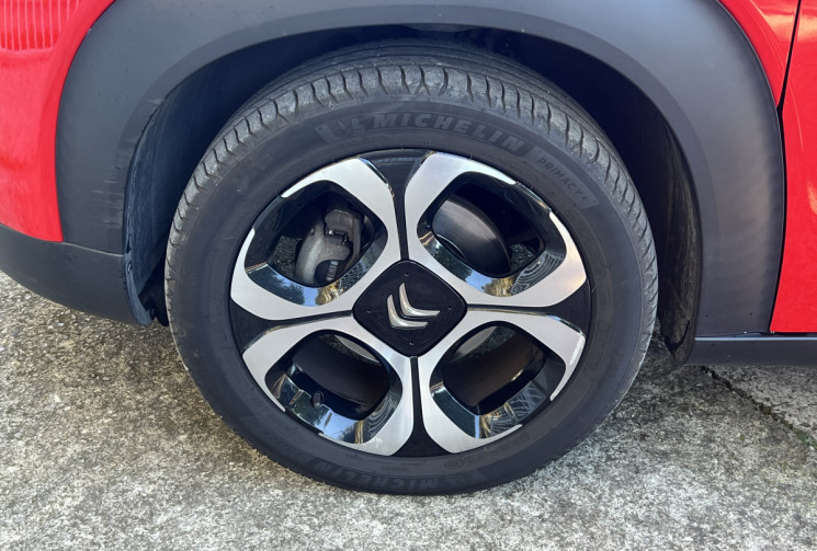 Citroën C3 Aircross 1.2 Puretech 110 Shine EAT6 / 1ère Main / Distri OK / Toit Ouvrant / Caméra 