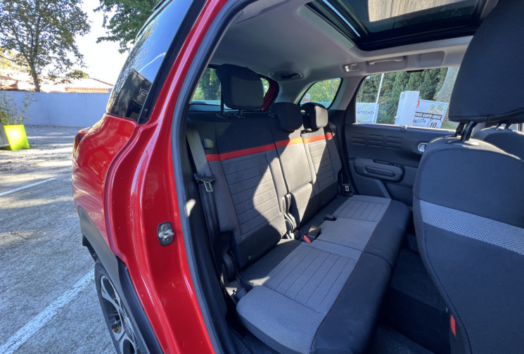 Citroën C3 Aircross 1.2 Puretech 110 Shine EAT6 / 1ère Main / Distri OK / Toit Ouvrant / Caméra 