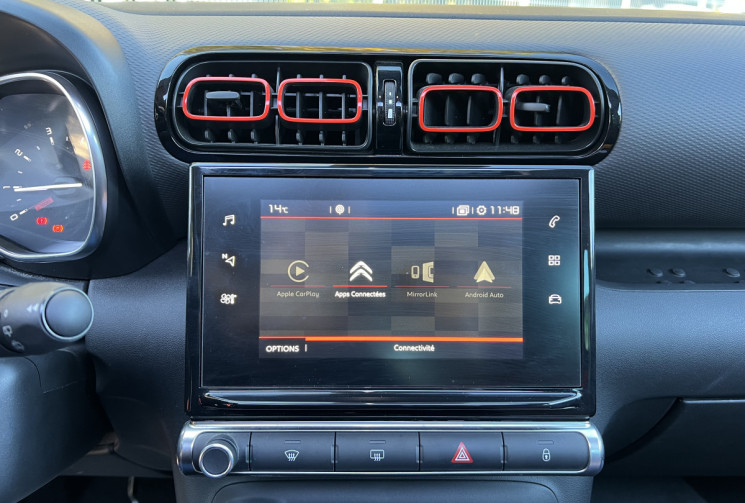 Citroën C3 Aircross 1.2 Puretech 110 Shine EAT6 / 1ère Main / Distri OK / Toit Ouvrant / Caméra 