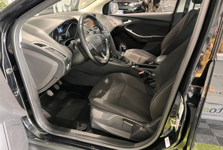 Ford Focus  1.6 TDCi 115 ch Stop&Start Trend
