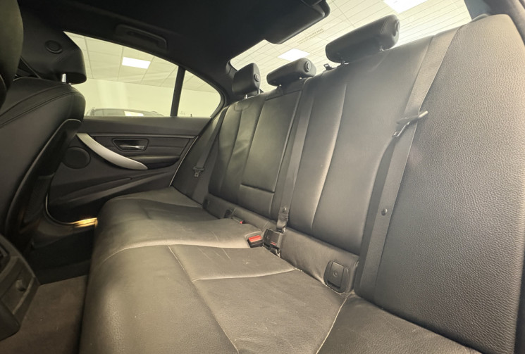 BMW Série 3 318d F30 143 CV EXECUTIVE