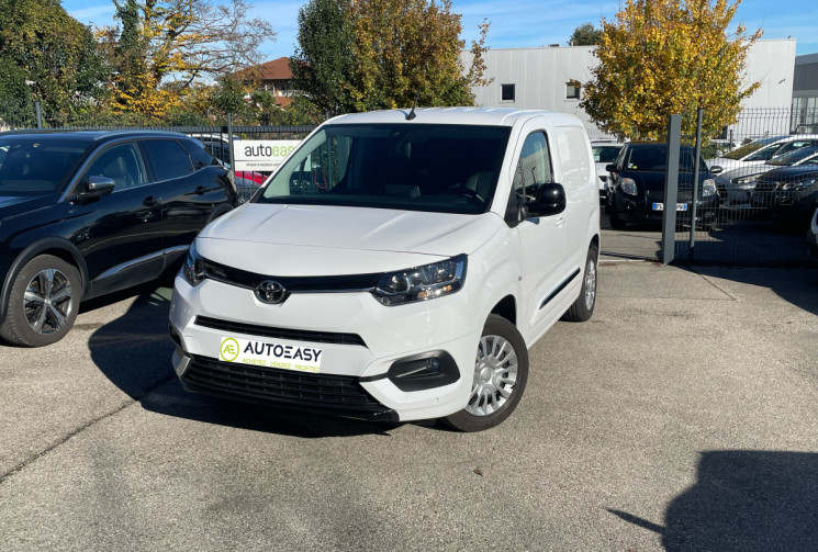 Toyota PROACE City 1.5 / 102 CH / 
