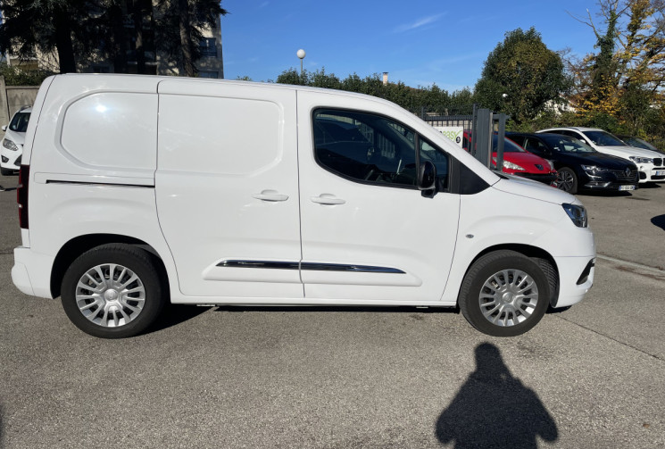 Toyota PROACE City 1.5 / 102 CH / 