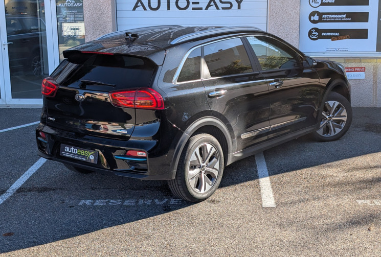 Kia e-Niro Premium 204 ch / Toit Ouvrant / Sièges Electriques / Ventilés / Chauffants / TVA Récup