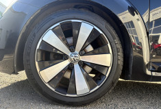 Volkswagen New Beetle 1.4 TSI 160cv  VINTAGE * DISTRIBUTION NEUVE * SIEGES CHAUFANTS * RADARS * TBE