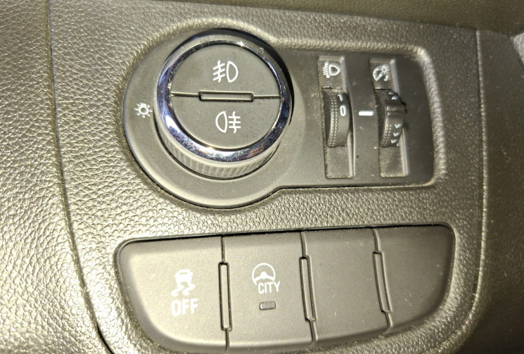 Opel Karl 1.0 i 16 V 73 AROCKS GARANTIE 12 MOIS 