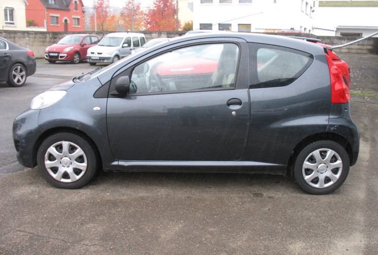 Peugeot 107 1.0 12V 68 ACTIVE moteur Toyota à chaine 51.000km