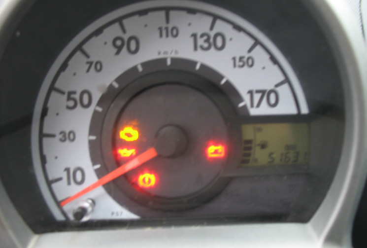 Peugeot 107 1.0 12V 68 ACTIVE moteur Toyota à chaine 51.000km