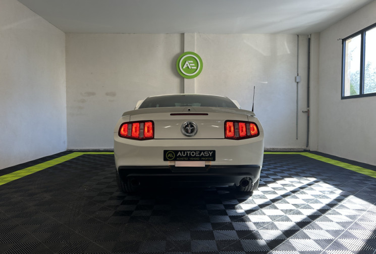 Ford MUSTANG V 3.7 V6 BVA 310 cv / HOMOLOGUEE FRANCE / TRES FAIBLE KILOMETRAGE