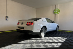 Ford MUSTANG V 3.7 V6 BVA 310 cv / HOMOLOGUEE FRANCE / TRES FAIBLE KILOMETRAGE