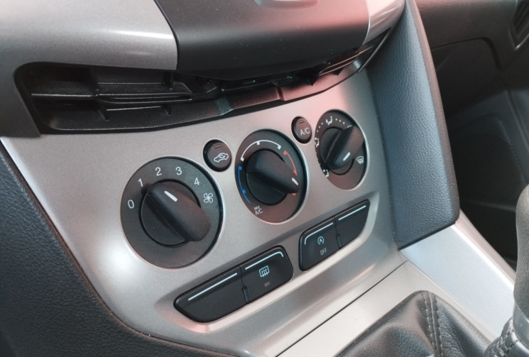 Ford Focus 1.0 EcoBoost 100 S&S Edition BVM5 / 1° main / Entretien Ford