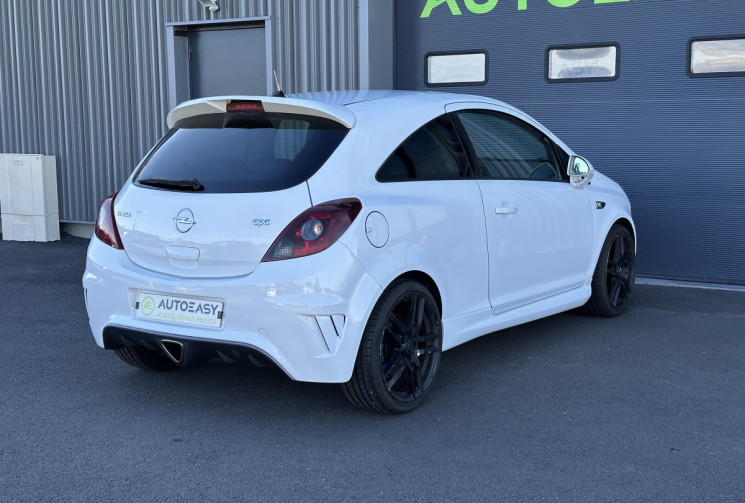 Opel Corsa OPC 1.6i Turbo 192 cv - RECARO - ETRIER BREMBO