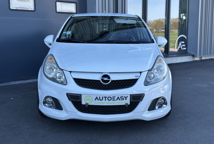 Opel Corsa OPC 1.6i Turbo 192 cv - RECARO - ETRIER BREMBO