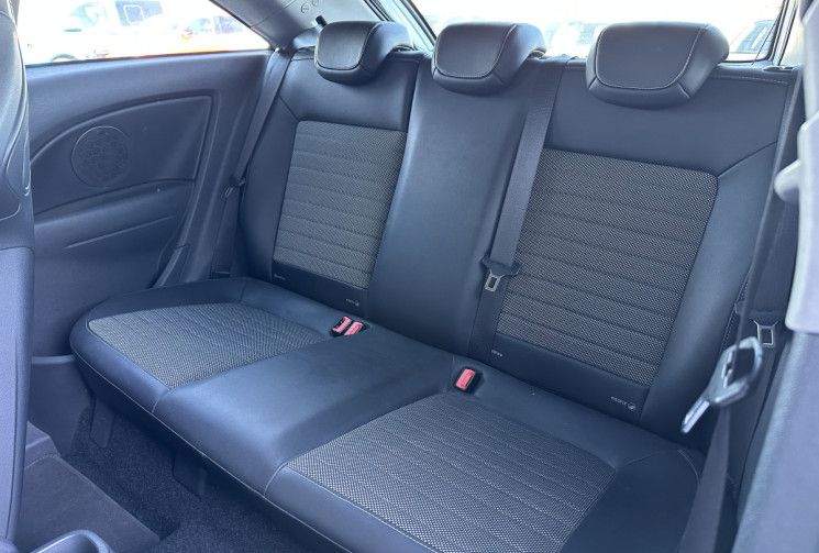 Opel Corsa OPC 1.6i Turbo 192 cv - RECARO - ETRIER BREMBO