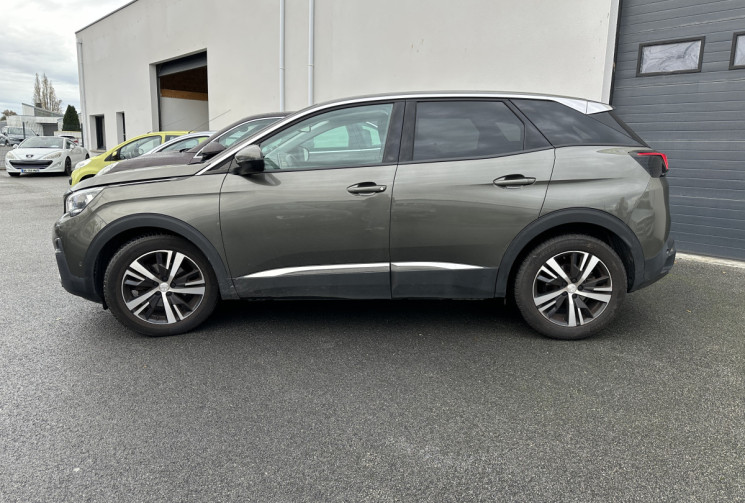 Peugeot 3008 II 1.5 BlueHDi S&S 130 CV ALLURE