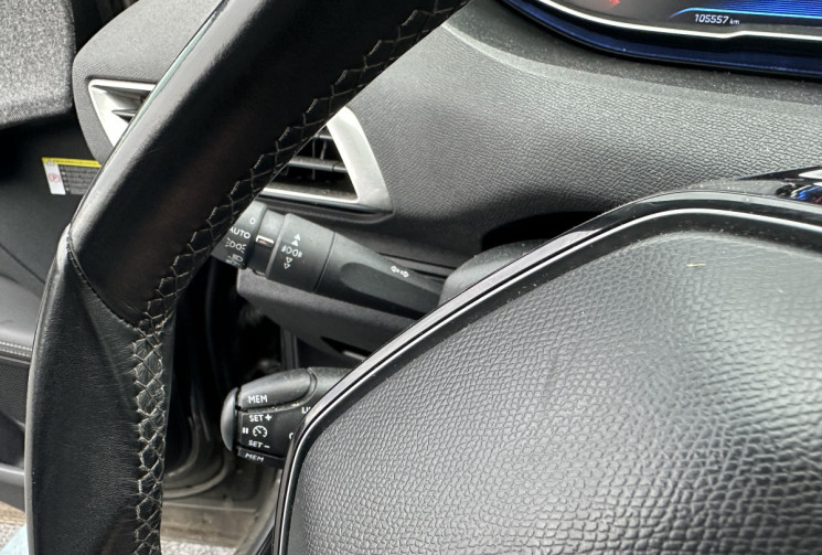 Peugeot 3008 II 1.5 BlueHDi S&S 130 CV ALLURE