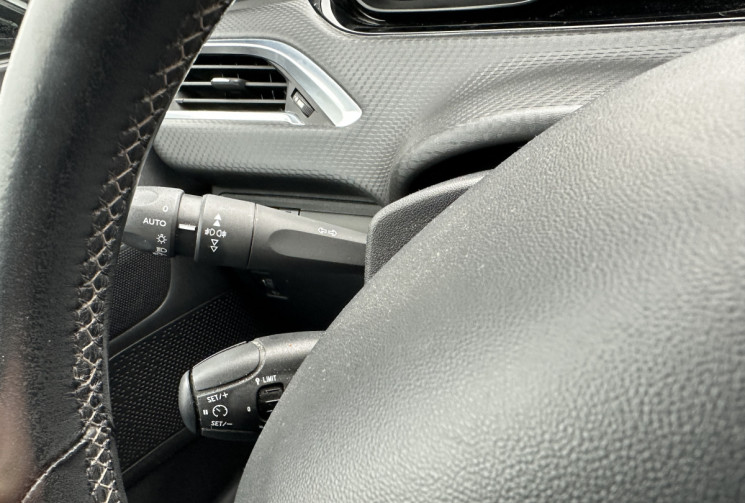 Peugeot 2008 1.2 PureTech 110 ch Allure S&S EAT6