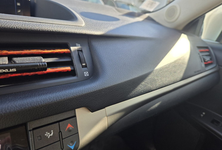 Lexus CT 200h Pack Euro6d-T * camera* clim auto * démarrage sans clé * alcantara *                  