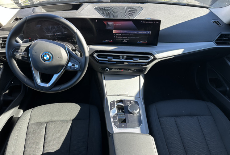 BMW Série 3 330e 292| BUSINESS ADVANTAGE | Garantie BMW 