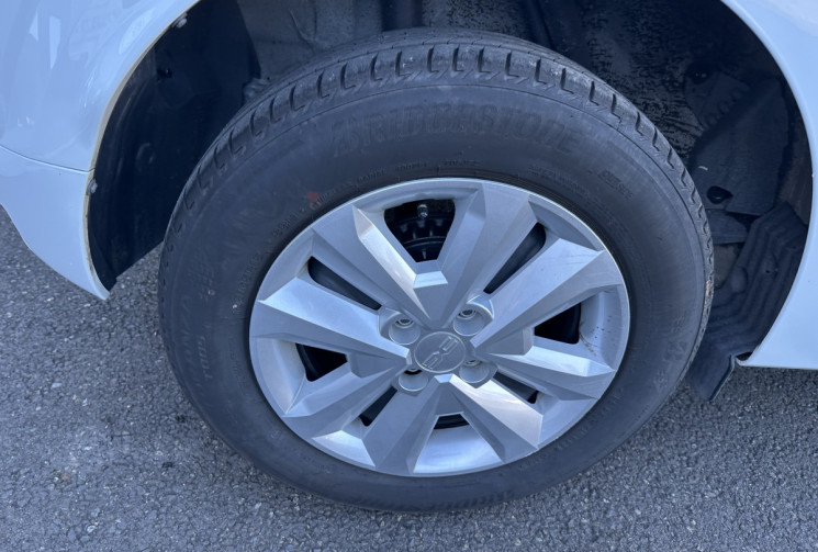 Dacia Sandero 1.0 TCE 90 CH BVA EXPRESSION