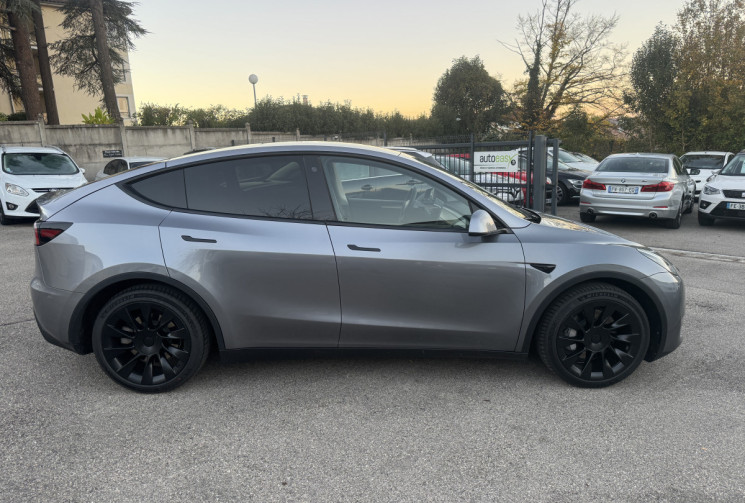 Tesla Model Y LONG RANGE / 514 CH / GRANDE AUTONOMIE  / AUTOPILOT 