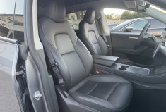 Tesla Model Y LONG RANGE / GRANDE AUTONOMIE  / AUTOPILOT / AWD