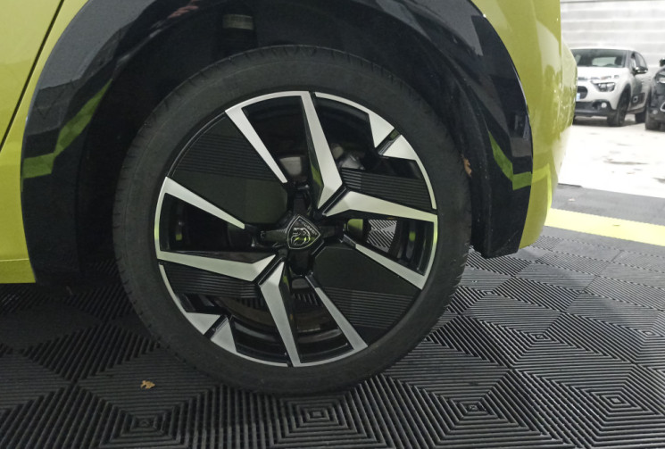 Peugeot 208 1.2 Hybrid 136ch GT e-DCS6