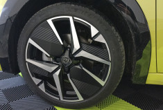 Peugeot 208 1.2 Hybrid 136ch GT e-DCS6