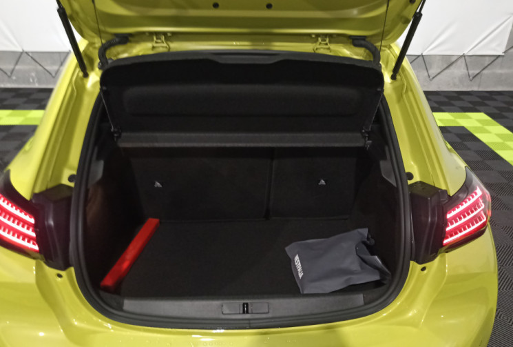 Peugeot 208 1.2 Hybrid 136ch GT e-DCS6