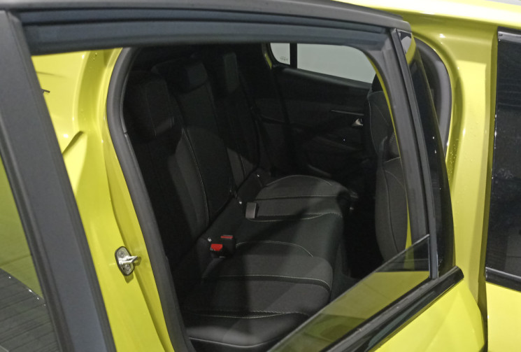 Peugeot 208 1.2 Hybrid 136ch GT e-DCS6