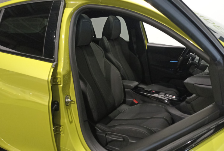 Peugeot 208 1.2 Hybrid 136ch GT e-DCS6