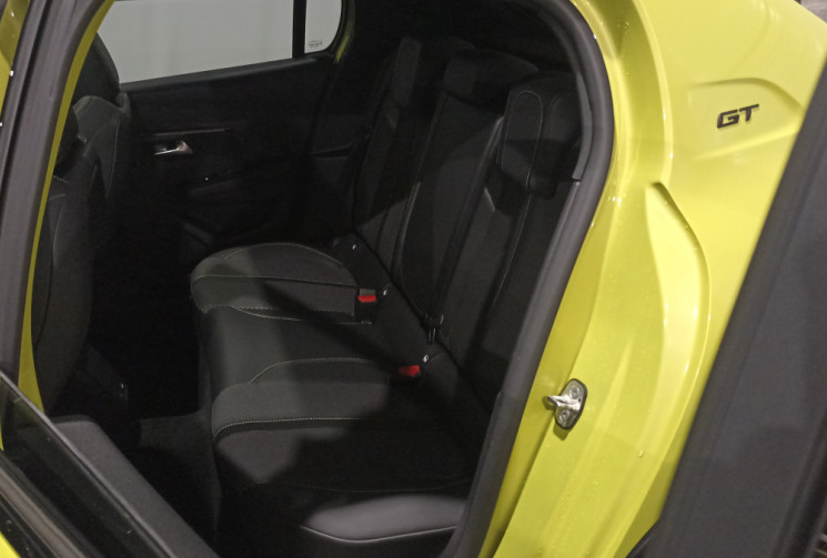 Peugeot 208 1.2 Hybrid 136ch GT e-DCS6